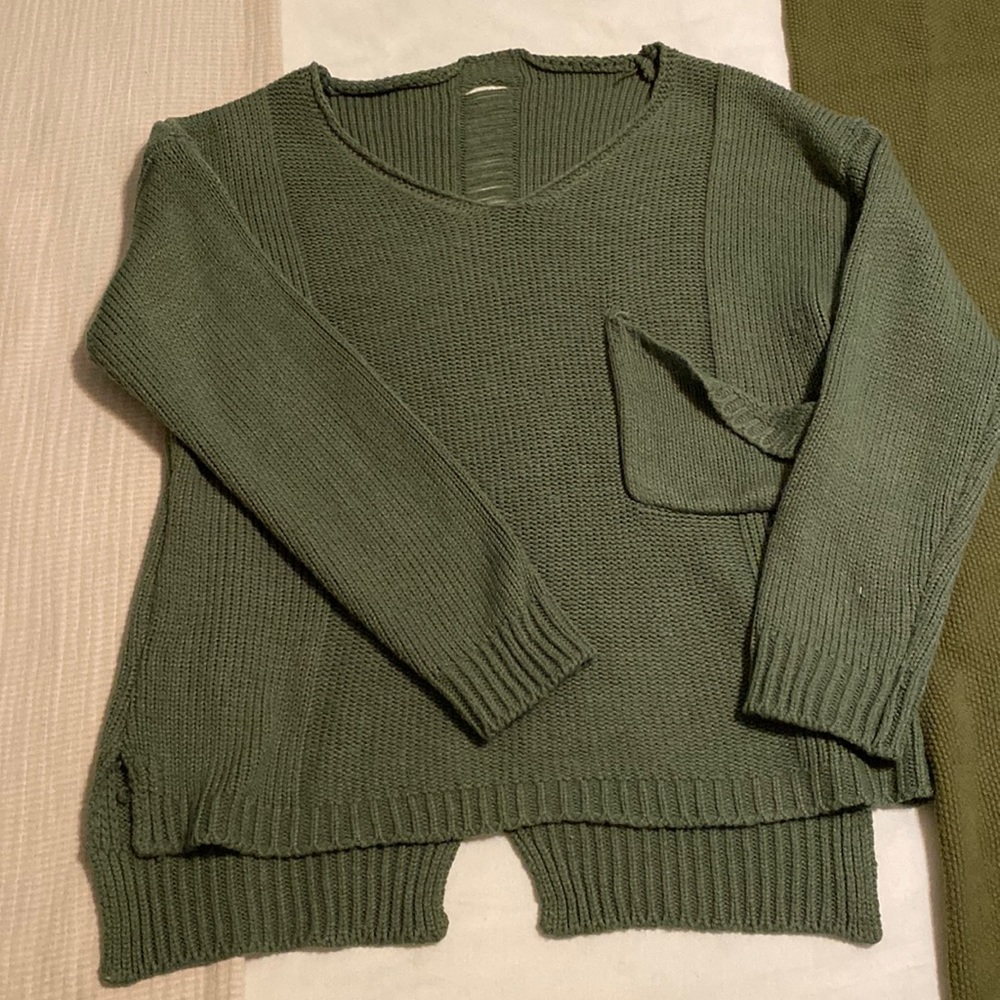 Sweater✨